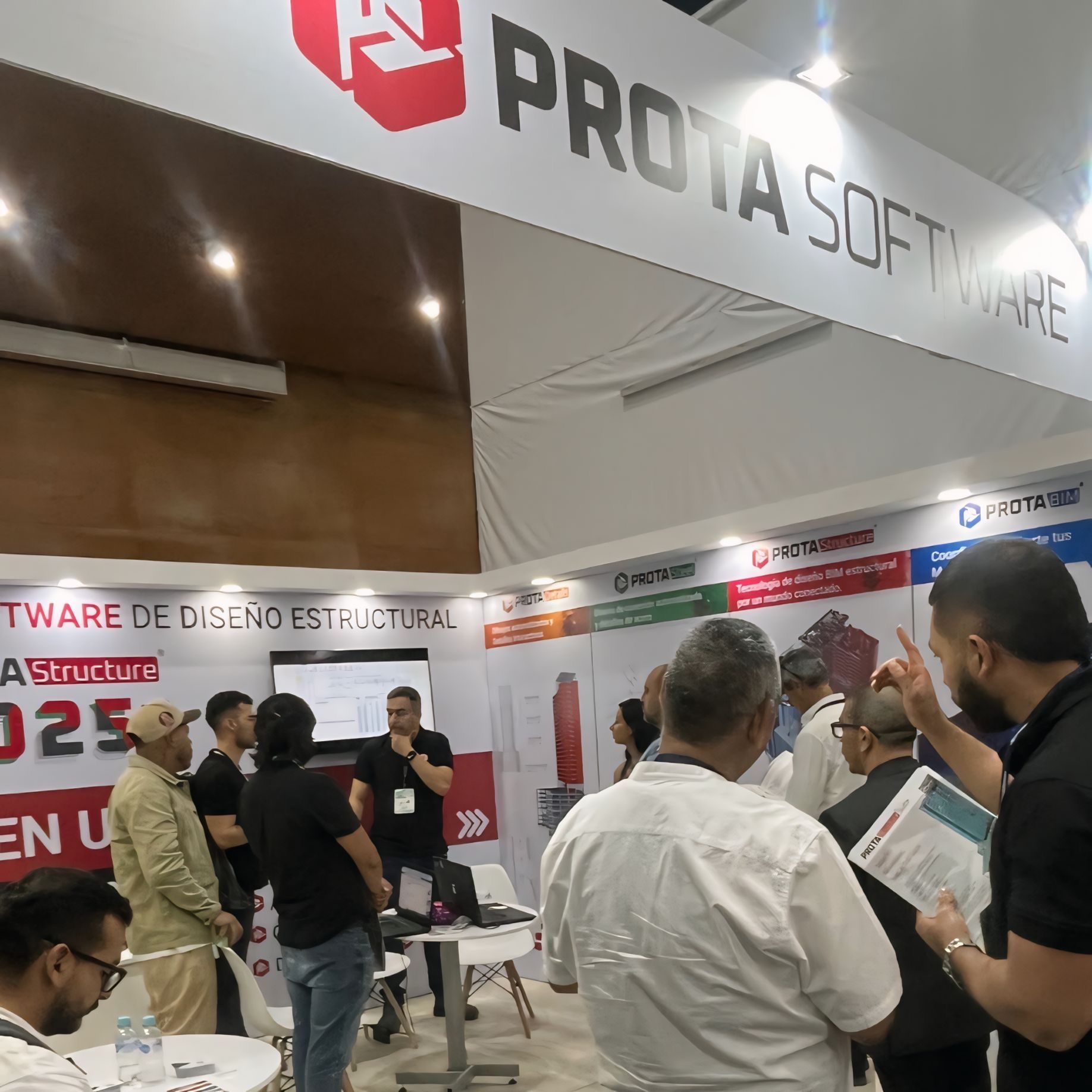 Prota Software Latin America Ekibi ExpoCAMACOL 2024